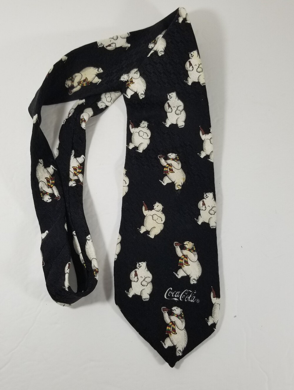Coca Cola Polar Bear Neck Tie Men's 100% Silk Tie Vintage USA Black White